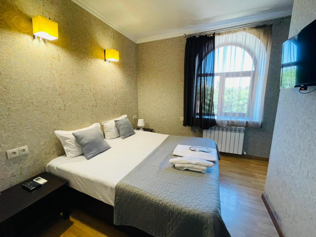 My Cityhotel Tbilisi Ngoại thất bức ảnh